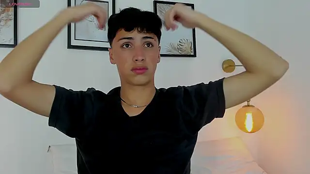 Snapshot of JoshClaarktt chatting on 01-07-26, 03:55 JoshClaarktt online show from 01-07-26, 03:55