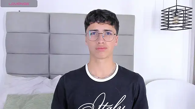 JoshClaarktt online show from 03-06-26, 03:56