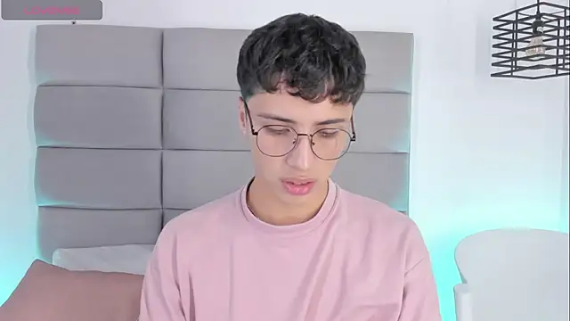 JoshClaarktt online show from 03-31-26, 04:14