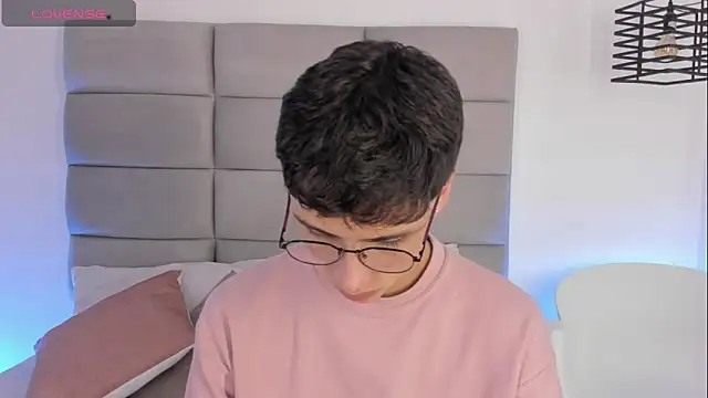 JoshClaarktt online show from 04-05-26, 04:08