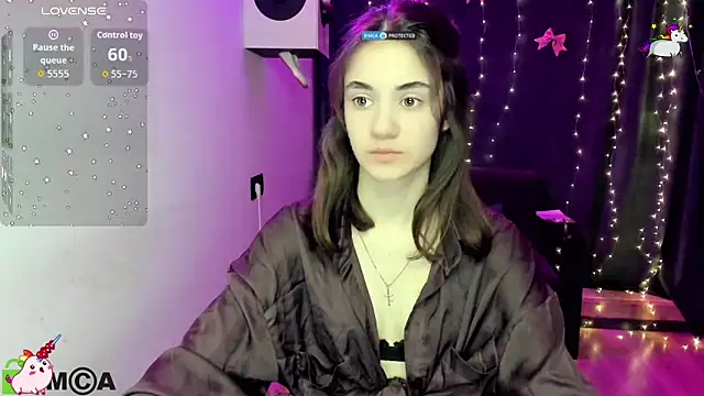 Snapshot of Evangelique chatting on 02-23-26, 07:42 Evangelique online show from 02-23-26, 07:42