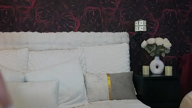 Leena C online show from 02-11-26, 10:53