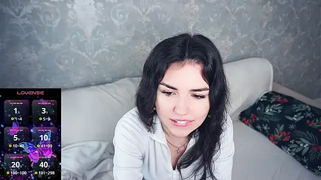 Snapshot of OdetteWitschi chatting on 01-12-26, 07:26 OdetteWitschi online show from 01-12-26, 07:26