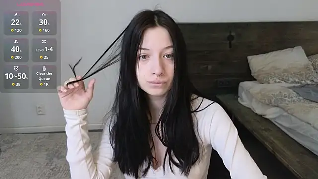 AlicePowells online show from 04-18-26, 04:37