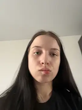 AlicePowells online show from 05-30-26, 11:05