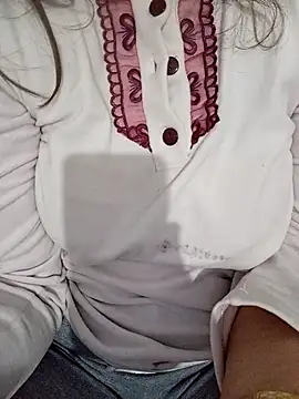 Snapshot of NOR-67 chatting on 02-05-26, 09:43 NOR-67 online show from 02-05-26, 09:43