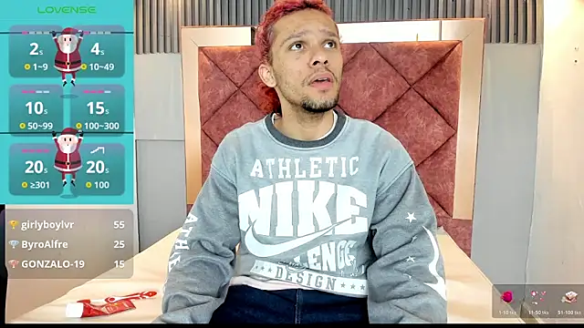 Snapshot of TAYSON_SCOTT chatting on 01-07-26, 01:10 TAYSON SCOTT online show from 01-07-26, 01:10