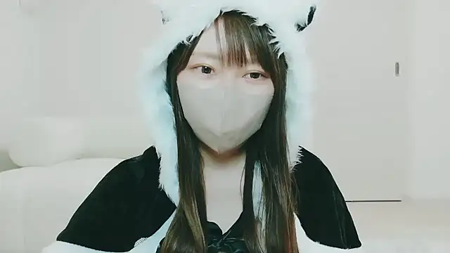 yuyuchan   online show from 12-16-25, 10:52