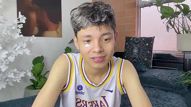 Andy Belier23 online show from 02-12-26, 01:33