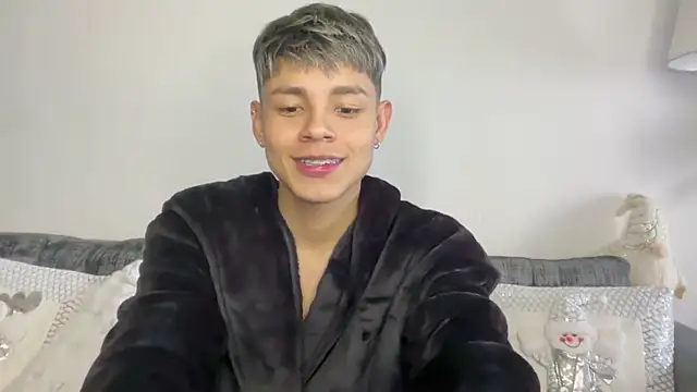 Snapshot of Andy_Belier23 chatting on 01-14-26, 03:04 Andy Belier23 online show from 01-14-26, 03:04