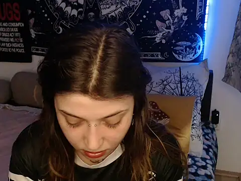 AlienforTwenty online show from 02-10-26, 02:38