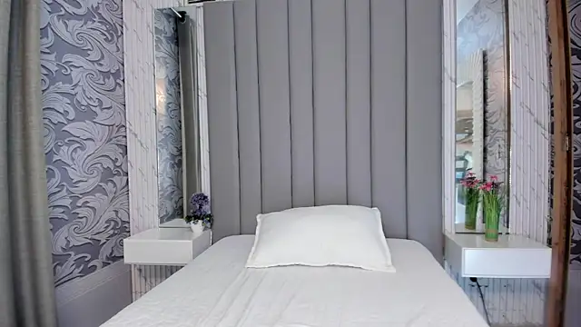Snapshot of beautifulgirl4u_ chatting on 07-16-26, 11:24 beautifulgirl4u online show from 07-16-26, 11:24