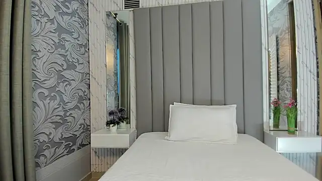 Snapshot of beautifulgirl4u_ chatting on 07-10-26, 11:16 beautifulgirl4u online show from 07-10-26, 11:16