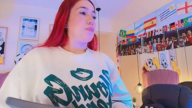 Celestee15  online show from 06-16-26, 11:32