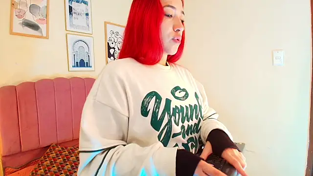 Celestee15  online show from 06-03-26, 11:11