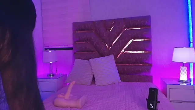sofia go  online show from 04-25-26, 11:57