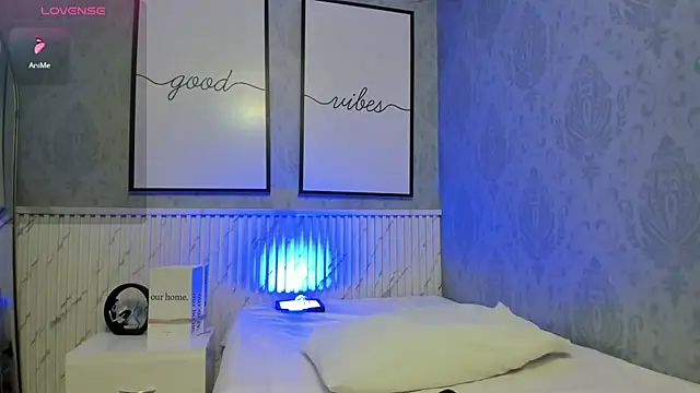goodgirl22   online show from 07-17-26, 11:13