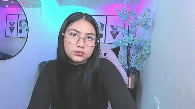 Snapshot of Carolina_cherry chatting on 06-20-26, 01:16 Carolina cherry online show from 06-20-26, 01:16