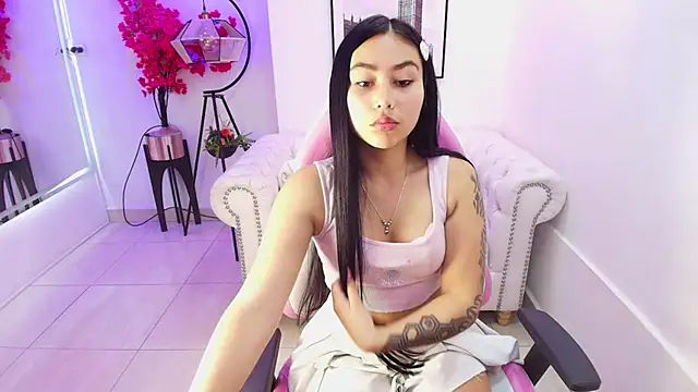 Snapshot of Carolina_cherry chatting on 02-23-26, 12:28 Carolina cherry online show from 02-23-26, 12:28