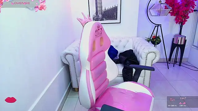 Snapshot of Carolina_cherry chatting on 03-02-26, 12:12 Carolina cherry online show from 03-02-26, 12:12