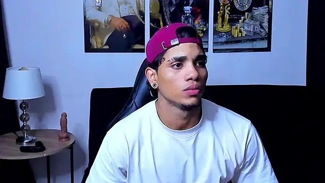 Dustyn Michelle1 online show from 03-04-26, 02:41