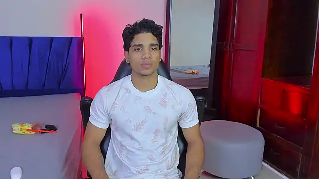 Dustyn Michelle1 online show from 02-22-26, 06:27