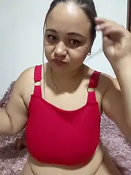 Snapshot of MMia_18 chatting on 12-18-25, 10:08 MMia 18 online show from 12-18-25, 10:08