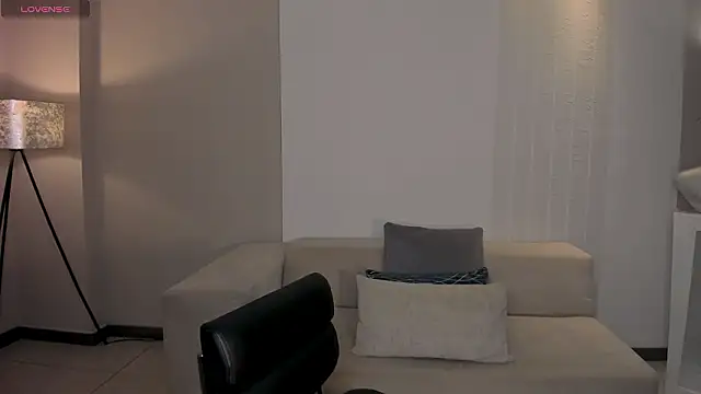 ValeriaRossi  online show from 02-19-26, 12:13