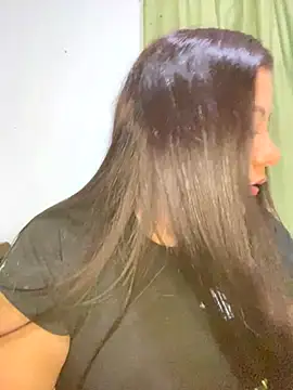 Snapshot of AnnieCasey chatting on 01-05-26, 11:30 AnnieCasey online show from 01-05-26, 11:30