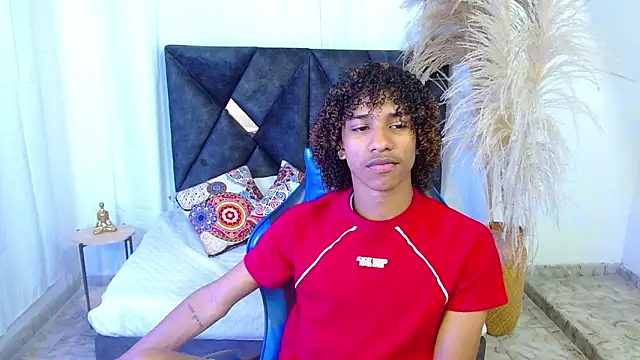 angelll18  online show from 02-16-26, 09:13