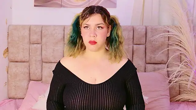 NanyMatrioska online show from 01-14-26, 06:33