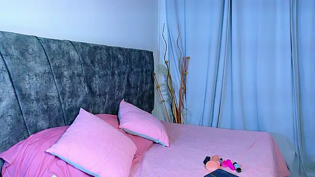 NanyMatrioska online show from 01-07-26, 03:33