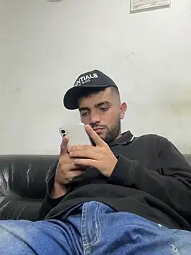 jamess 0 online show from 02-14-26, 05:40