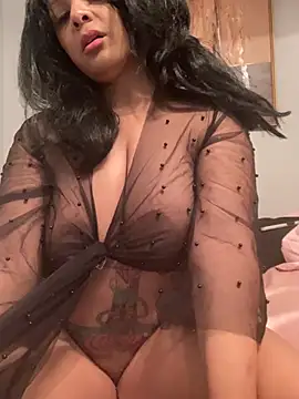 Snapshot of BettyCock chatting on 05-14-26, 03:47 BettyCock online show from 05-14-26, 03:47