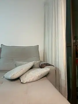 privsloirinha online show from 02-24-26, 03:29