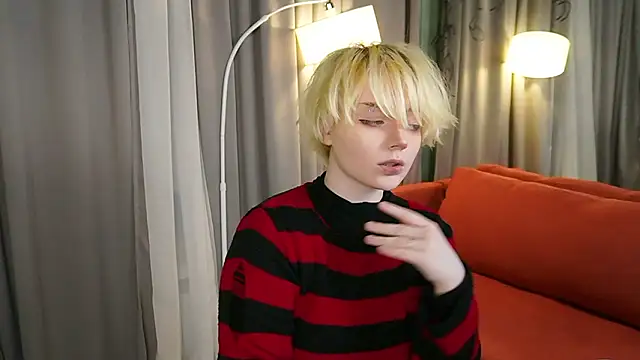 KellyKik online show from 01-15-26, 01:47