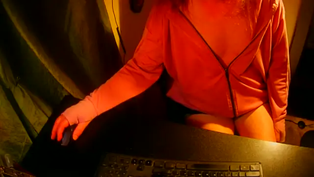 GoodGirlKelly online show from 05-08-26, 06:17