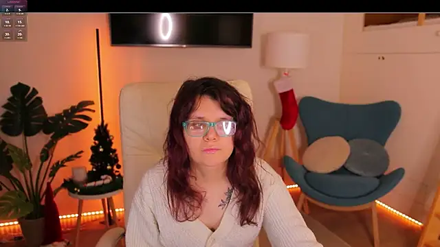 Ariell Mini online show from 12-21-25, 06:26