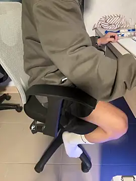 Snapshot of jason5858 chatting on 02-05-26, 12:23 jason5858 online show from 02-05-26, 12:23