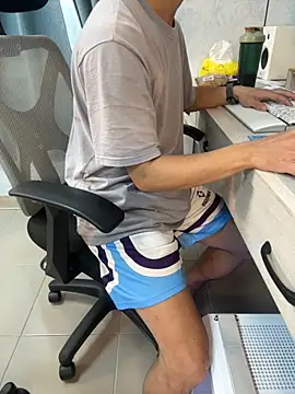 Snapshot of jason5858 chatting on 12-22-25, 02:55 jason5858 online show from 12-22-25, 02:55