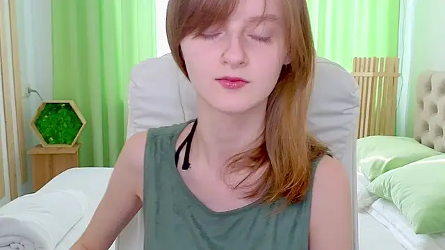 Miss Alisa  online show from 03-01-26, 01:00