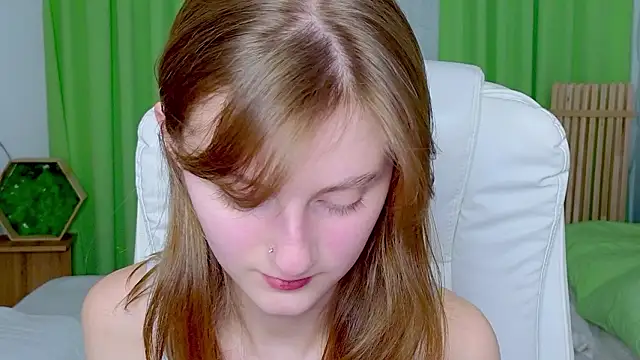 Miss Alisa  online show from 02-28-26, 04:06