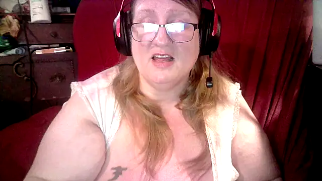 Snapshot of jade-belle chatting on 02-01-26, 08:23 jade-belle online show from 02-01-26, 08:23