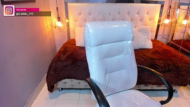 drake miller7 online show from 01-12-26, 03:24