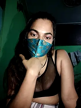 Snapshot of anzel33 chatting on 12-16-25, 06:01 anzel33 online show from 12-16-25, 06:01