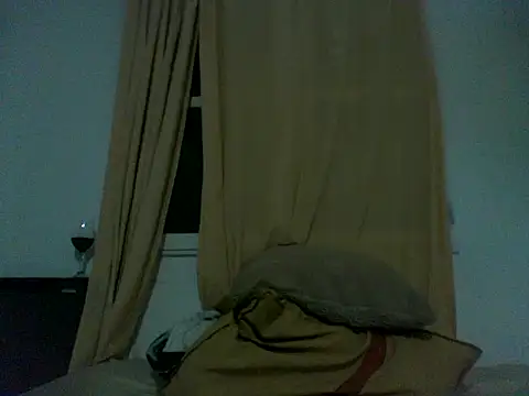 luluclark69 online show from 06-05-26, 02:38