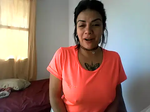 luluclark69 online show from 04-16-26, 03:02