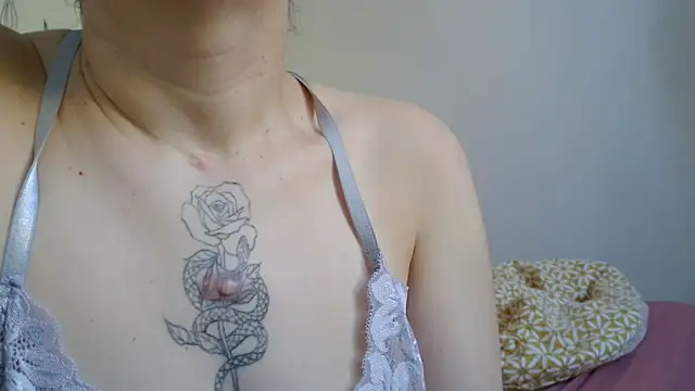 anngelle online show from 04-23-26, 07:04