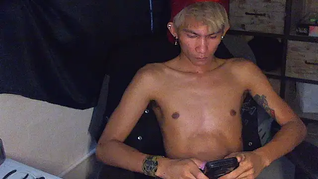 Snapshot of jhaycobXgarcia chatting on 03-19-26, 01:05 jhaycobXgarcia online show from 03-19-26, 01:05