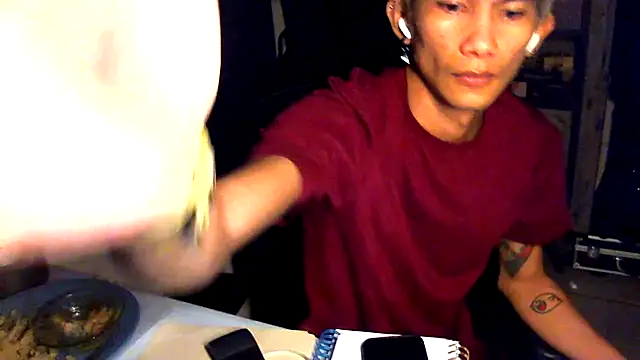 Snapshot of jhaycobXgarcia chatting on 03-24-26, 10:04 jhaycobXgarcia online show from 03-24-26, 10:04